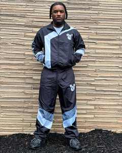 Ensembles de jogging ylon Ensemble de survêtements coupe-vent Noir avec logo personnalisé Broderie Écusson Sweatsuits - Product Image 6