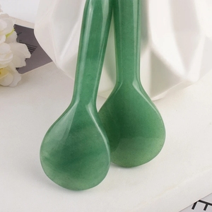 Cuillère Gua Sha en Aventurine Verte, Bâtonnets de Réflexologie Faciale, Stylo de Massage des <span class=keywords><strong>Yeux</strong></span> <span class=keywords><strong>pour</strong></span> le <span class=keywords><strong>Yoga</strong></span> <span class=keywords><strong>du</strong></span> <span class=keywords><strong>Visage</strong></span> - Product Image 5
