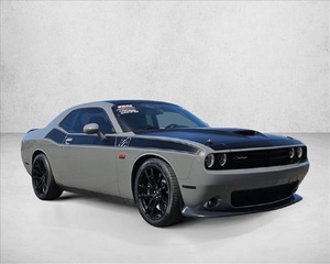 Dodge Challenger TA Plus Coupé RWD 2017 Usado en Buen Estado - Listo para Enviar - Product Image 3