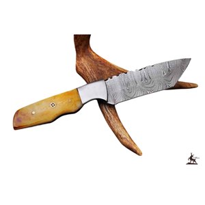 Cuchillo de caza de acero de Damasco hecho a mano, diseño personalizado con Funda de cuero natural y mango de hueso compatible con OEM - Product Image 1