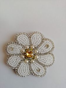 Élégant et écologique Vintage Bauble Seed Beaded Charm & Keyring Unique Handcrafted Embroidery Classic Fancy Jewelry Design - Product Image 5