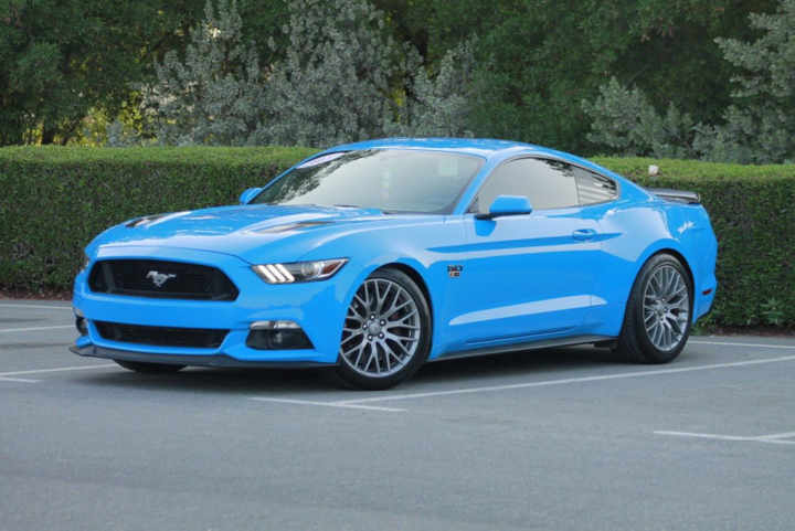 USED F ORD MUSTANG 2017 LHD