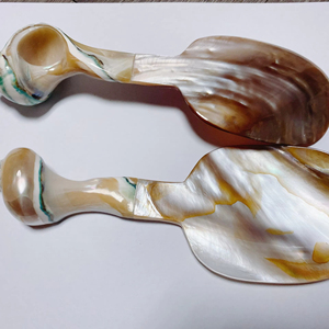 Decorative Pearl-handled Spoon - Elegant Mother of Pearl <b>Utensil</b> - Factory Handicraft Seashell Spoon for <b>Kitchen</b> <b>Utensils</b> Craft - Product Image 1