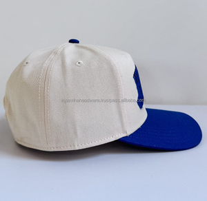 Casquette de sport beige à 5 panneaux avec logo brodé de haute qualité, design OEM, coton BSCI, pour hommes et femmes, vente en gros, casquette de baseball personnalisée - Product Image 5