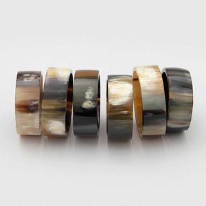 Servilleteros de Cuerno de Búfalo, Porta Servilletas Redondos para Hoteles de Lujo, Restaurantes y Mesas de Boda, Alta Calidad - Product Image 1