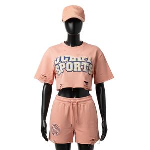 Conjunto corto de top corto para mujer, de algodón de alta calidad, felpa francesa, suave, color melocotón, con estampado vintage y logo. Conjuntos para mujer. - Product Image 1