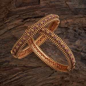 Vintage Fashion Bangle-Elegant Antique Design - Product Image 1