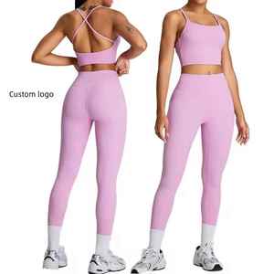 Ensemble yoga fitness 2 pièces sans couture de couleur unie personnalisé vêtements de sport extensibles de marque privée pour femmes - Product Image 1