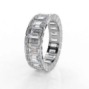Bague en Moissanite Argentée Moderne Taille Émeraude, Offre Spéciale, Idéale pour les Fiançailles ou Occasions Spéciales, Disponible au Prix d'Usine - Product Image 2