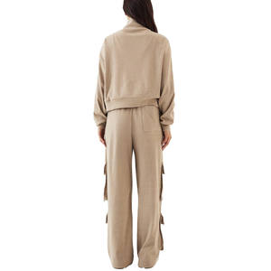 Ensemble de survêtement en molleton pour femme avec col boutonné, pantalon cargo, coupe décontractée, survêtement d'hiver pour la fabrication de vêtements en gros OEM ODM - Product Image 2