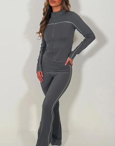 Ensembles de yoga fitness 2 pièces sur mesure pour femmes en Spandex/Nylon, respirants, séchage rapide, taille élastique, imprimé sérigraphié, motif uni - Product Image 5