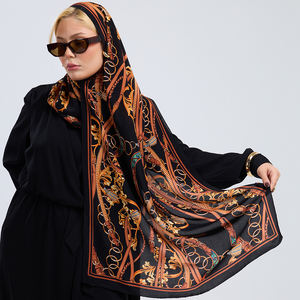 Cinturón de Cadena Dorada con Adornos Barrocos de Lujo, Chal Multifuncional Informal de Seda de Morera 100% Pura con Dobladillo Enrollado a Mano - Product Image 3