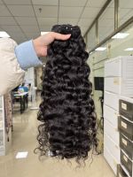 Fournisseurs de cheveux vierges ondulés vietnamiens et birmans, tissage de cheveux humains vierges vietnamiens alignés sur la cuticule, non traités, bouclés