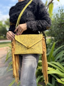 Ensemble de sac à main et pochette à franges faites à la main, outillage de sculpture artisanal, couleur jaune, sac bandoulière, sacs et portefeuilles de style western - Product Image 4