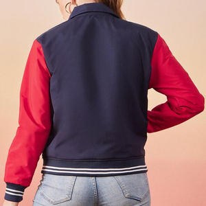 Veste en vrac unie bleue et noire pour femmes, veste de collège Versity en molleton, veste de baseball Letterman Varsity en vente de gros - Product Image 3