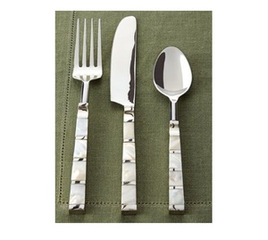 Cubiertos artesanales de metal chapado en oro Juego de comedor elegante hecho a mano - Product Image 2