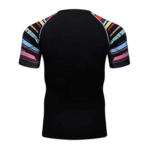 Vente en gros de rashguards d'entraînement de combat personnalisés pour hommes, qualité supérieure, manches longues, spandex/polyester, séchage rapide, impression numérique - Product Image 6