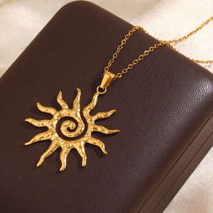 Collar de Plata de Ley Chapado en Oro Estilo Hip Hop con Colgante de Diamante Cultivado en Laboratorio para Hombre - Accesorios Personalizados - Product Image 2