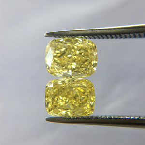 เบาะสีเหลืองอ่อนลายแฟนซีเบาะยาว1.01ซม. ตัด SI1ชัดเจนได้รับการรับรองจาก Gia เพชรทรงหลวม100% แฟนซีธรรมชาติสำหรับการตั้งค่าเครื่องประดับ - Product Image 1