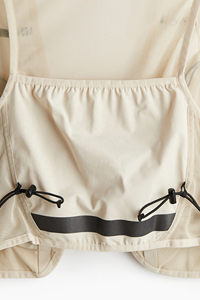 Chaleco de verano de poliéster ligero para hombres Logotipo personalizado Gimnasio y deportes Camiseta sin mangas Tela transpirable Proveedor a granel Mouz Industry. - Product Image 4