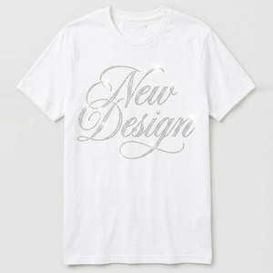 T-shirts pour hommes avec strass, design élégant et scintillant, tissu doux et confortable, adapté pour les tenues décontractées et à la mode - Product Image 1