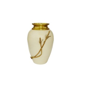 Vase à fleurs en laiton rond en métal de luxe pour la décoration de maison et de mariage Pots de arrangeur de fleurs en laiton décoratifs de bureau durables - Product Image 4