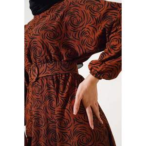 Vestido Elástico Cintura y Tobillo Estampado Marrón - Product Image 1