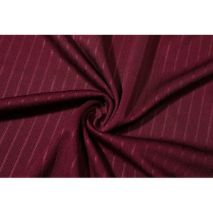 Ropa de entrenamiento de fútbol para hombres de poliéster de alta calidad 2025 Impresión de logotipo y nombre personalizados Conjuntos de uniformes al por mayor OEM - Product Image 2