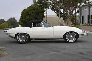 ข้อเสนอสุดคุ้มสำหรับรถ XKE Roadster ปี 1967 - Product Image 5