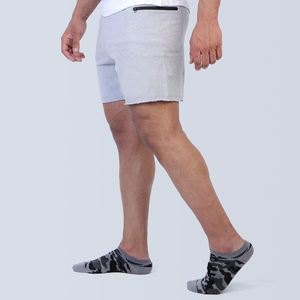 Pantalones cortos de gimnasio con logotipo personalizado para hombre con patrón sólido Bermudas de verano de malla pantalones cortos de sudor con ajuste cómodo - Product Image 5