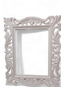 Marco de Espejo Cuadrado Ornamentado de Madera de Mango Envejecida con Acabado Blanco, Espejo de Pared Tallado con Motivos Florales - Product Image 1