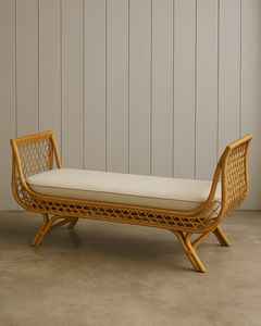 Banc en rotin fabriqué à la main avec cadre en bois solide-tissage artisanal pour un décor de salon ou de patio élégant - Product Image 3