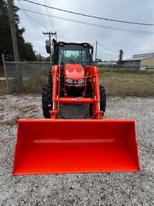 Kubota M5-091เป็นรถแทรกเตอร์อเนกประสงค์ที่มีเครื่องยนต์ HP รวม92.5, 76ถึง HP ถังโหลดรถขนดินขนาดเล็ก - Product Image 3