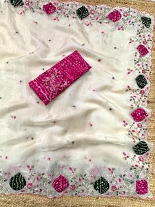 Sari tendance en tissu cristal avec broderie zari, fabricant et fournisseur de mode féminine en Inde - Product Image 5