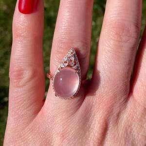 Anillo de Plata de Ley 925 sólida con piedra de cuarzo rosa para mujer, joyería de plata increíble para bodas, aniversarios y fiestas de cumpleaños - Product Image 1