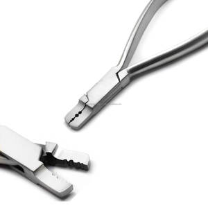 Alicate de Ortodoncia Quirúrgico de Precisión Mundial para Remover Brackets Dentales, con Puntas Anguladas y Dentadas, Ergonómico, Manual, CE - Product Image 5