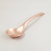 Cuillère de service en cuivre de luxe, finition dorée, manche long, haute qualité, style classique, capacité de 10 ml, design personnalisable, dîner de fête