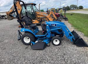 Tracteur haute performance LS MT125 25 CV Turbo Diesel 2 pédales Hydrostat 4x4 Plateau de coupe 60 pouces 2 vitesses Homologué EPA CE à vendre - Product Image 2