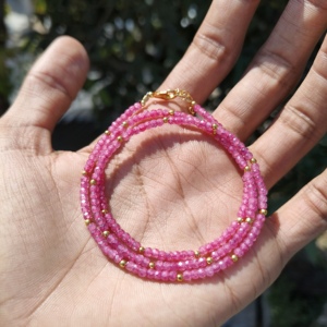 Collar de Plata de Ley con Cuentas Redondas Facetadas de Zafiro Rosa AAA+, 3 mm, Genuino, Natural, para Boda - Product Image 1