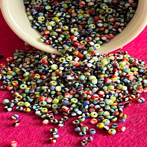 Vente en gros de perles Stripey en vrac, fabrication de bijoux, projets d'artisanat avec mélange rouge bleu vert vibrant, perles de verre cristal au chalumeau - Product Image 2
