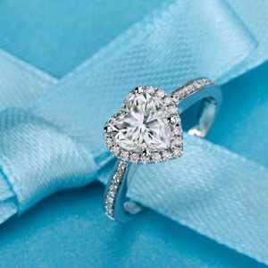 แหวนเงินแท้ 925 ชุบทอง ประดับเพชรโมอิสซาไนต์ทรงหัวใจ แบบคลาสสิก เหมาะสำหรับเป็นแหวนหมั้น แหวนแต่งงาน แหวนครบรอบ หรือของขวัญในงานปาร์ตี้ - Product Image 3