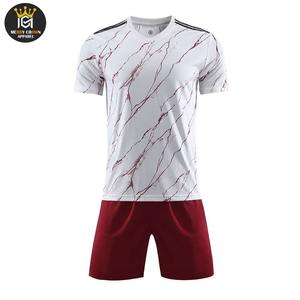 Venta directa de fábrica, uniforme de fútbol hecho en Pakistán, ropa deportiva, uniforme de fútbol, camiseta de fútbol para hombres, hecho en Pakistán - Product Image 1