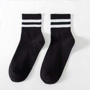 Factory Made Fashion Breathable Athletic <b>Socks</b> Comfortable Lightweight Casual Wear High Quality Casual <b>Socks</b> - Product Image 1