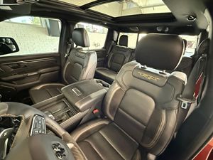 2024 ราม 1500 TRX รุ่นสุดท้าย เครื่องยนต์เบนซิน ไมล์น้อย - Product Image 5