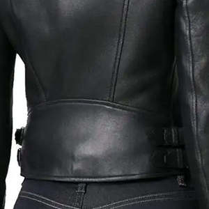 Veste universitaire femme en cuir de conception de vente chaude unique et élégante veste décontractée en faux cuir à fermeture éclair de couleur unie - Product Image 4