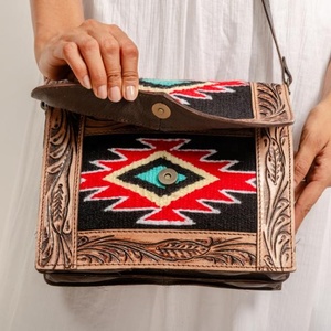 Fait à la main 100% en cuir véritable femmes Vintage sac couleurs personnalisées étanche Zip à la mode pour l'été automne Chic chaînes - Product Image 5