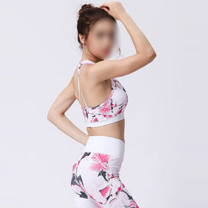 Meilleure vente Nouveau style Respirant Design unique en couleurs claires Femmes Gym Fitness Wear Respirant Solide Sports Bras - Product Image 4