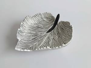 Handmade Metal <b>Bowl</b> with Leaf Design Polished and Cute Feature for Elegant Wedding Table Settings and Home Decor - Product Image 3