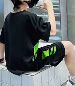 Ensemble de vêtements décontractés d'été pour garçons: T-shirt et short confortables en polyester à imprimé lettres combinés en tricot respirant, parfait - Product Image 3