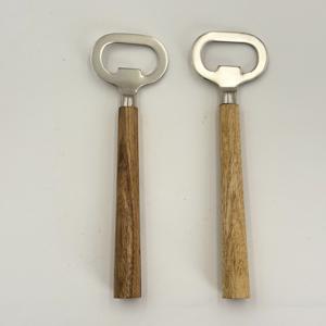 Ouvre-bouteille en bois et acier pur, fabrication artisanale, design standard, pour vin et boissons froides, ouvre-bouteille à prix très bas - Product Image 1